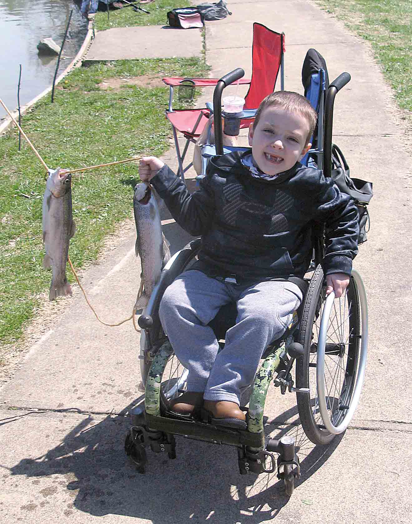 Hooked! Parkersburg Fishing Derby nets hundreds of young anglers